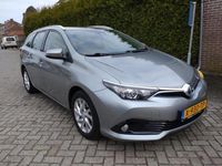 tweedehands Toyota Auris Touring Sports 1.8 Hybrid Dynamic Go|Navigatie|Lane assist|Pre-crash detectie|Onderhoudsboekje en Car-pass