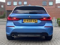 tweedehands BMW 118 1-SERIE i Automaat 140 pk High Executive Edition Panoramadak Trekhaak Leer Sportstoelen Life Cockpit Professional 18 Inch Styling 488 DAB Stoelverwarming Led Koplampen Parkeersensoren V+A NL Auto 1e Eigenaar Super Compleet !