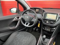 tweedehands Peugeot 2008 1.2 PureTech Active 110PK / TREKHAAK / PANORAMADAK