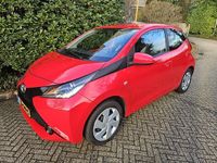Occasion Toyota Aygo X-play 69 PK (50 kW) 2016 Rood Hatchback