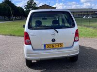 Occasion Opel Agila Essentia 75 PK (55 kW) 2004 Grijs Hatchback