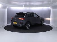 tweedehands VW T-Roc 1.5 TSI Style Business 150pk DSG! | Rline| Navigatie| 18:M-velgen| Parksensors| LED