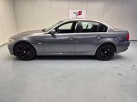 Occasion BMW 318 Luxury Line 143 PK (105 kW) 2011 Grijs Sedan
