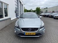 Occasion Volvo V40 R-Design 152 PK (111 kW) 2015 Grijs (metallic) Hatchback