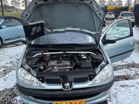 Occasion Peugeot 206 74 PK (54 kW) 2003
