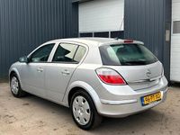 Occasion Opel Astra Enjoy 105 PK (77 kW) 2004 Grijs Hatchback