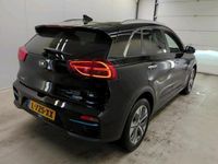 tweedehands Kia e-Niro DynamicPlusLine 64 kWh PANODAK | 1/2 LEDER | NAVI-CARPLAY |