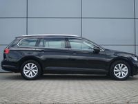 tweedehands VW Passat Variant 1.5 TSI 150pk DSG Business | Trekhaak Wegklapbaar | Achterklep Elektrisch | Achteruitrijcamera