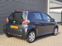 Occasion Toyota Aygo 68 PK (50 kW) 2012 Grijs Hatchback