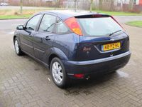 tweedehands Ford Focus 1.6-16V Ambiente