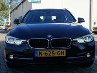 tweedehands BMW 330 330 Touring i xDrive Executive | 3-delig sport inte