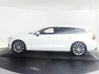 tweedehands Volvo V60 T4 Aut. Momentum Pro | Parkeercamera | Stoelverwarming | Trekhaak