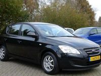 Occasion Kia Ceed 109 PK (80 kW) 2009 Zwart Hatchback