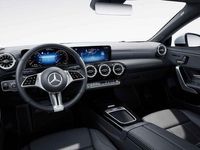 tweedehands Mercedes CLA200 Shooting Brake Luxury Line