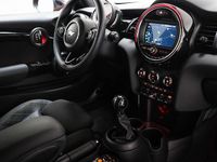 Occasion Mini Cooper Chili 2019 Oranje Hatchback