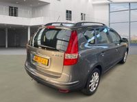 tweedehands Hyundai i30 CW 1.6i Style Airco Climatronic Trekhaak