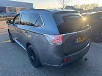 Occasion Mitsubishi Outlander P-HEV Instyle 121 PK (88 kW) 2014 Grijs SUV