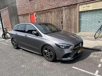 Occasion Mercedes B180 Business 136 PK (100 kW) 2021 Grijs MPV