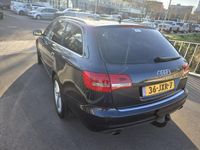 Occasion Audi A6 Business 170 PK (125 kW) 2009 Grijs, metallic lak Stationwagen