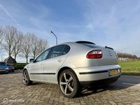 Occasion Seat Leon 125 PK (91 kW) 2001 Grijs Hatchback
