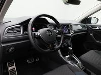 tweedehands VW T-Roc 1.5 TSI 150PK DSG Style / IQ.Drive | R-Line ext. | Pano | 19 inch | Navi | Parkeersensoren voor/achter | ACC