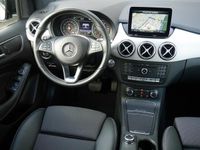 tweedehands Mercedes B180 Ambition 122 PK | Automaat | Trekhaak | Navigatie