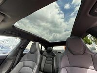 Occasion Porsche Taycan Sport Turismo 300 kW (408 PK) 2023 Grijs Sedan