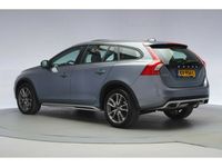 tweedehands Volvo V60 CC D4 Summum Aut [Leder Nav Keyless High performance