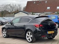 tweedehands Opel Astra 1.4 Turbo Sport 5 Deurs / Sport stoelen / Navi / 6 Bak / 2010