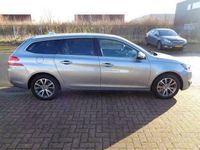 tweedehands Peugeot 308 1.2 PureT.Blue L. Pr, airco,Navi. panoramadak,