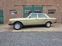 Occasion Mercedes E230 136 PK (100 kW) 1985 Groen Sedan