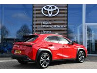 Occasion Lexus UX 184 PK (135 kW) 2022 Rood SUV