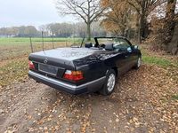 Occasion Mercedes E300 220 PK (161 kW) 1993 Zwart Cabriolet