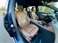 Occasion Mercedes E200 Business 184 PK (135 kW) 2018 Blauw, metallic lak Stationwagen