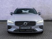 Occasion Volvo V60 Plus 350 PK (257 kW) 2025 Grijs Stationwagen