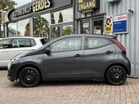Occasion Toyota Aygo 74 PK (54 kW) 2018 Grijs Hatchback