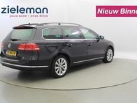 tweedehands VW Passat Variant 1.6 TDI Highline BlueMotion - Panorama, Na