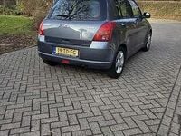 Occasion Suzuki Swift 92 PK (67 kW) 2006 Grijs Hatchback