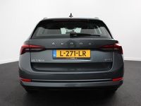 tweedehands Skoda Octavia Combi 1.5 e-TSI 150pk DSG Business Edition | Navigatie | Airco | Parkeer Sensoren | DAB | Cruise control | Lichtmetalen Velgen | Keyless