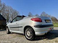 tweedehands Peugeot 206 CC 1.6-16V, BJ 2002, Leer, Lage km, APK Apr 2025