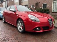 Occasion Alfa Romeo Giulietta Turismo 170 PK (125 kW) 2015 Rood Hatchback