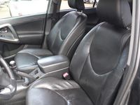 tweedehands Toyota RAV4 2.2 D-CAT Executive 4x4 + LEER + KEYLESS + KLIMA + CRUISE + LM VELGEN