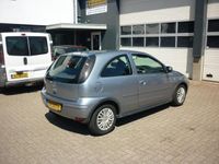 tweedehands Opel Corsa 1.0-12V Essentia airco/clima leuke auto nieuwe apk 16-02-2025!!