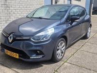 Occasion Renault Clio IV LIMITED 90 PK (66 kW) 2019 Grijs, metallic lak Hatchback