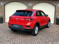 tweedehands VW T-Roc 1.5 TSI DSG Clima PDC v+a Lane assist 21.566 KM!