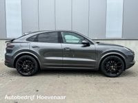 tweedehands Porsche Cayenne Coupé 3.0 E-Hybrid 462PK Sport Design 22Inch GT Pano Sport Chrono Deal Onh