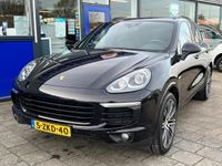 tweedehands Porsche Cayenne 3.0 S E-Hybrid, Electr, panoramdak, leer. trekhaak uitklapbaar enz..