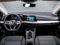 tweedehands VW Golf VIII 1.0 TSi 110 pk Life Discover Pro | Camera | Navigatie | Parkeersensoren