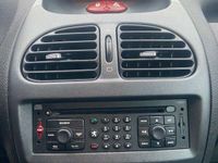 tweedehands Peugeot 206 1.6-16V Griffe (Automaat)