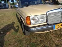 Occasion Mercedes 230 136 PK (100 kW) 1982 Beige Stationwagen